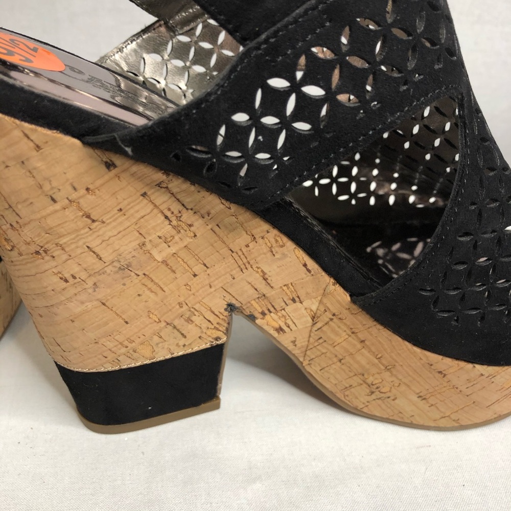 Carlos Bristol platform wedge black sandals - Picture 6 of 7